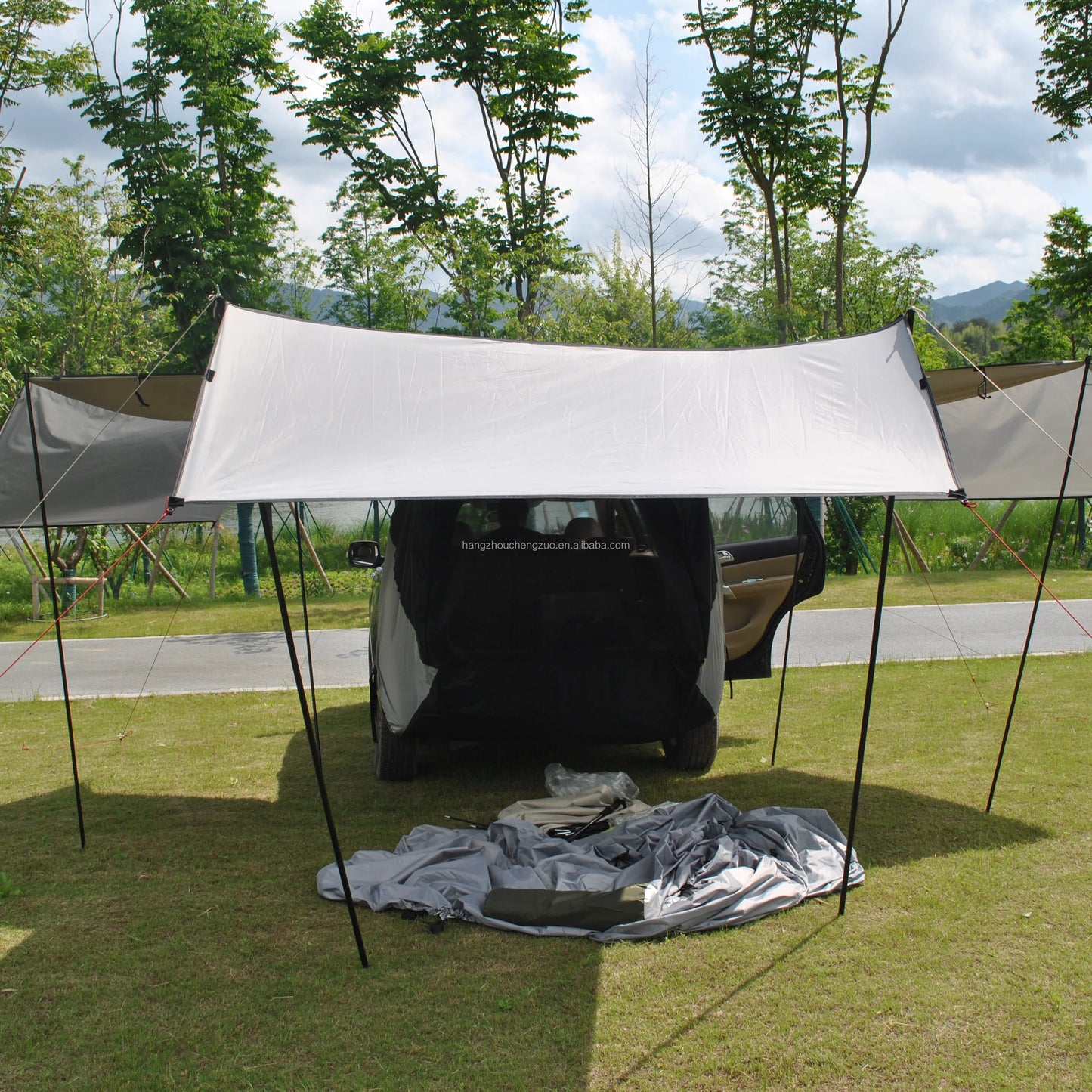 Universal SUV Trunk Tent High Transmittance Three Sides Awning Canopy Mosquito Net Hatchback Car Tent for Outdoor Adventures