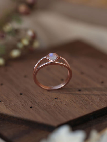 S925 Silver Heart-Shaped Natural Moonstone Ring