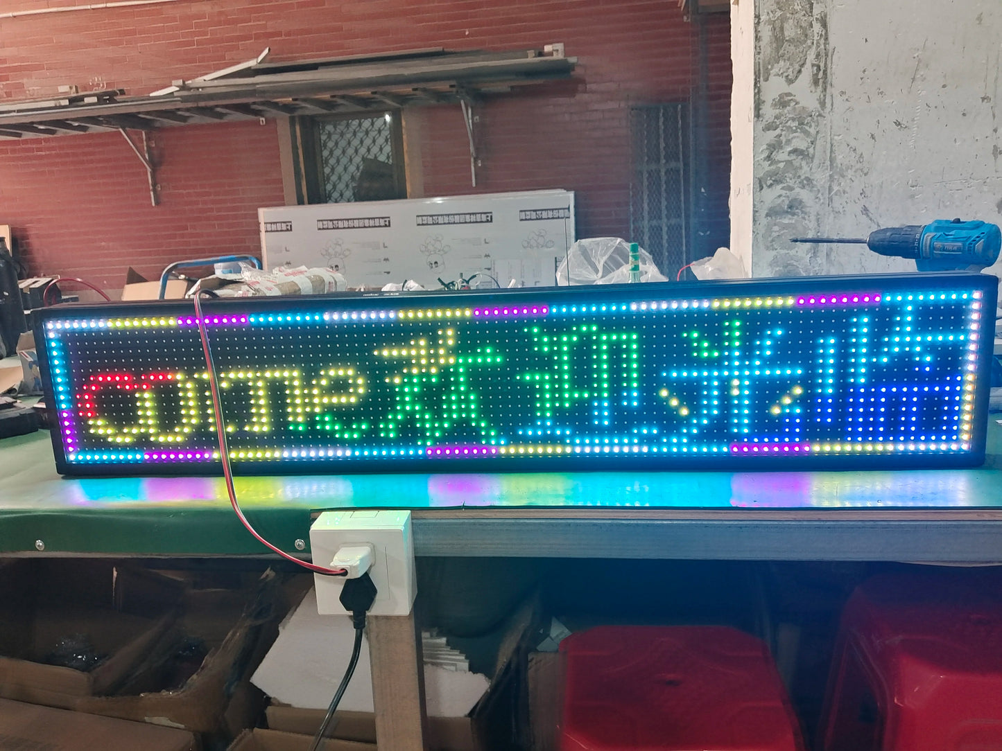 P10 Sign Digital  Full Color Outdoor Board Advertising Panel 101x 37cm Screen Module WIFI Control Use for Exhibition Hall Subway