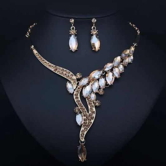 XLNK133 Wholesale Fashion Crystal Necklace Earrings Set Women Luxury Rhinestones Jewelry Set