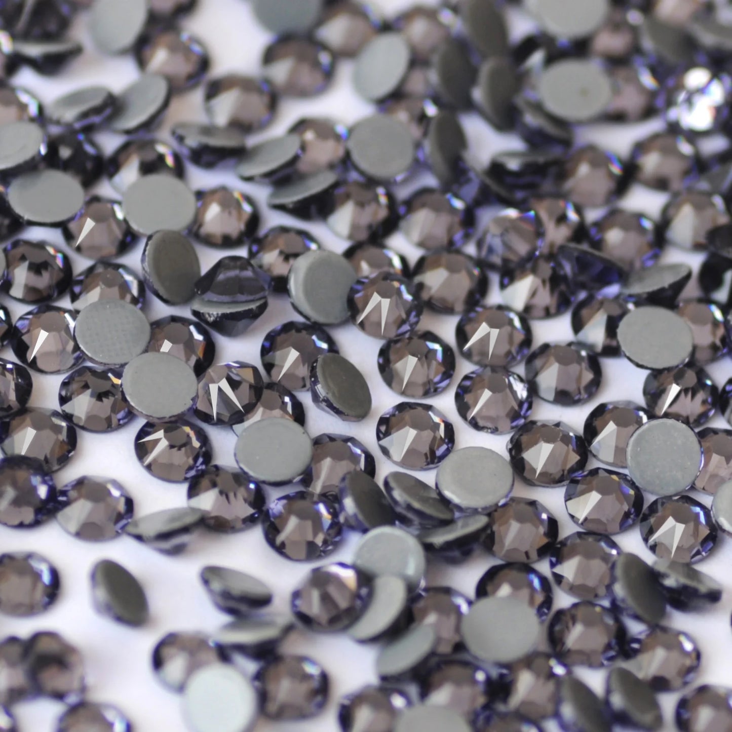 YANRUO Tanzanite Stones for Clothes Decoration Bikini Rhinestone Manufacturers